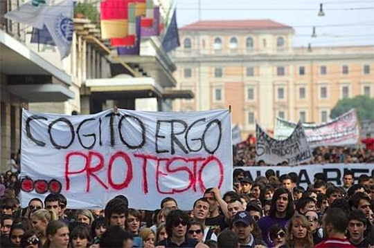 cogito ergo protesto