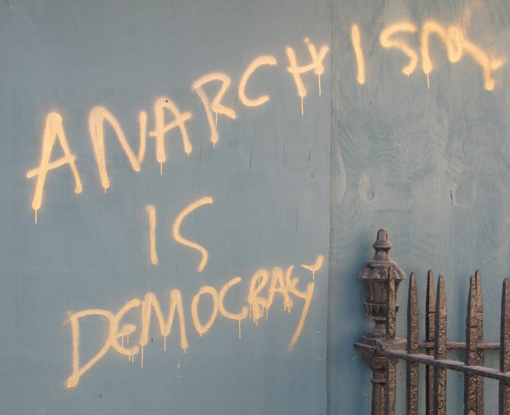 anarchizmas yra demokratija