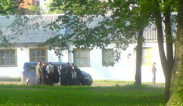 Bezpartshkola arest 2