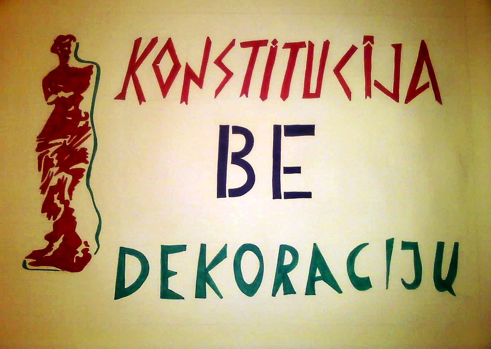 konstitucija-dekoracija2